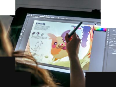 Elev skapar digital illustration i grafiskt program.